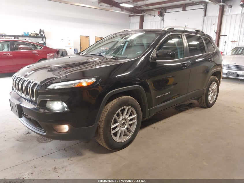 2018 JEEP CHEROKEE auction photo 2