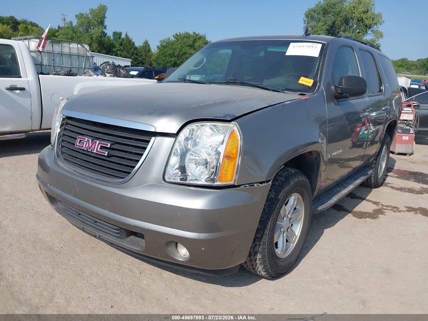 2009 GMC YUKON auction photo 2