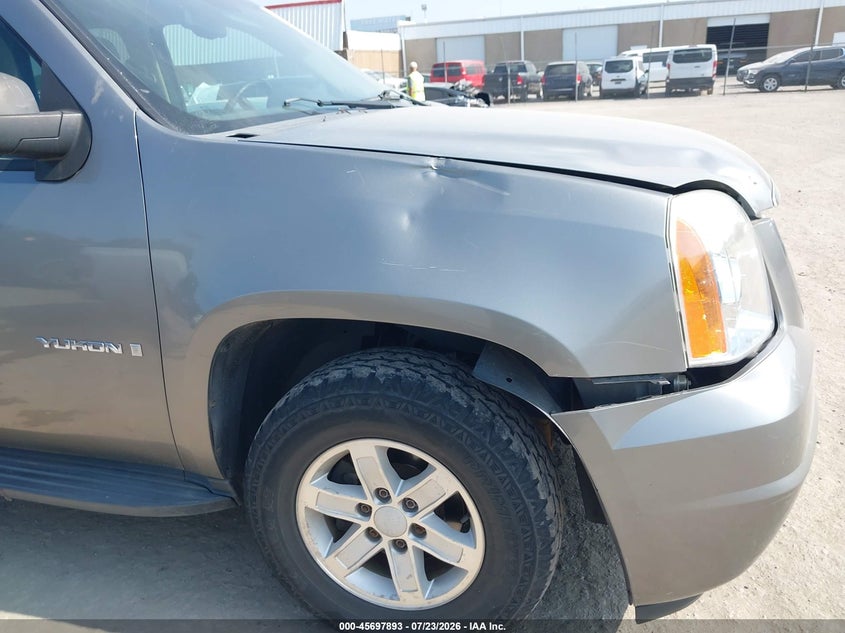 2009 GMC YUKON auction photo 6