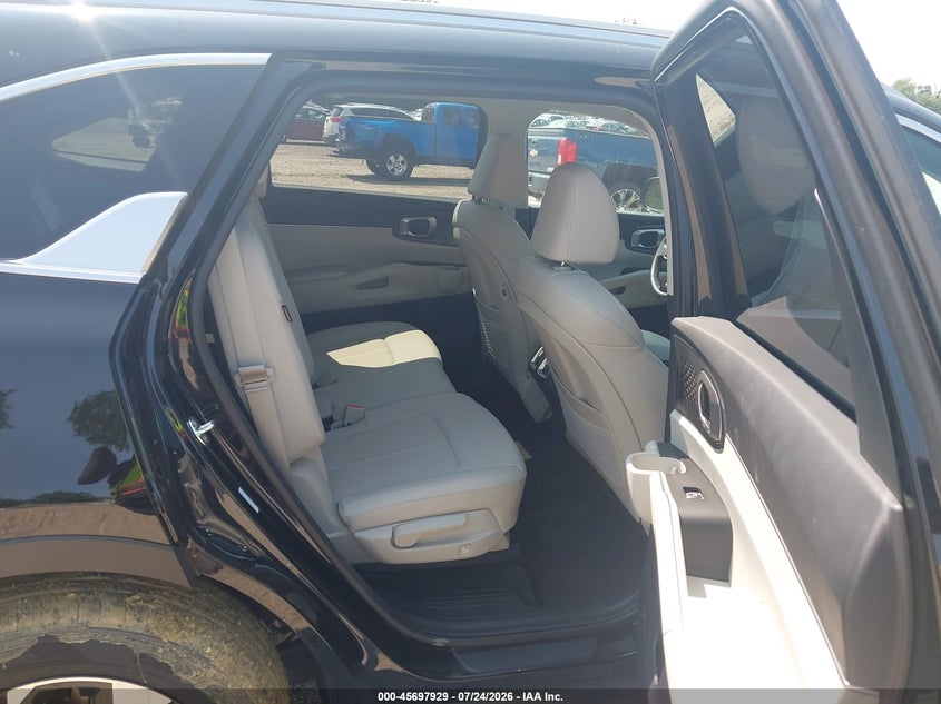 2025 KIA SORENTO auction photo 8