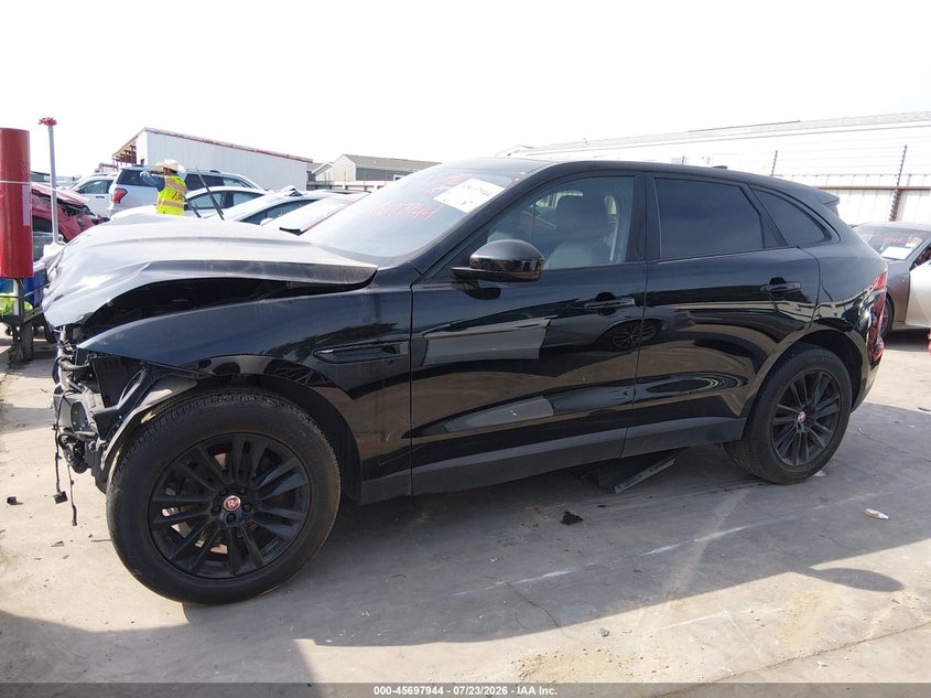 JAGUAR F-PACE - zdjęcie 15