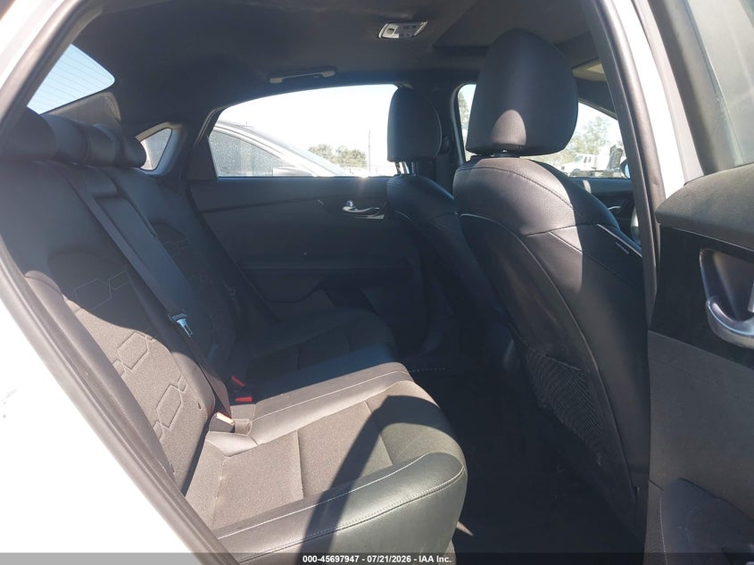 2024 Kia Forte Gt-Line VIN: 3KPF54AD8RE840875 Lot: 45697947
