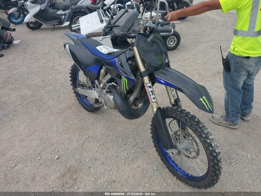YAMAHA YZ250 2023