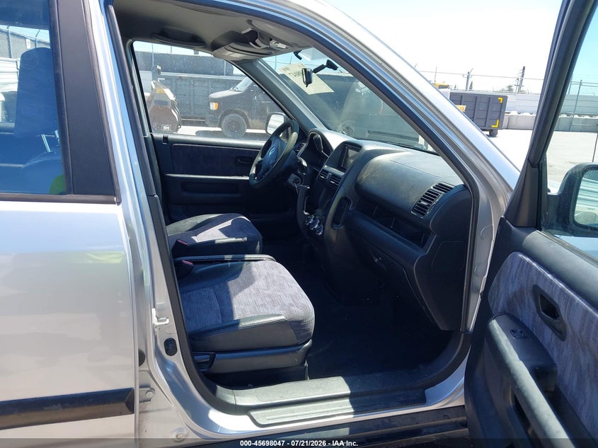 2003 HONDA CR-V auction photo 5