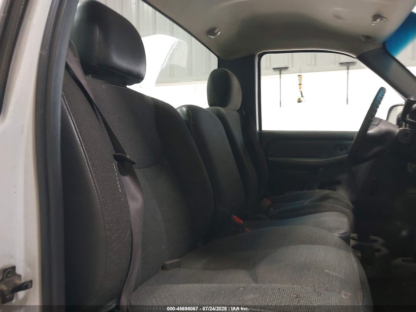 2004 CHEVROLET SILVERADO TRUCK 6.0L V-8 300HP