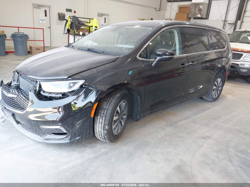 Vin: 2c4rc1l7xpr588728, lot: 46196736, chrysler pacifica hybrid touring l 20232