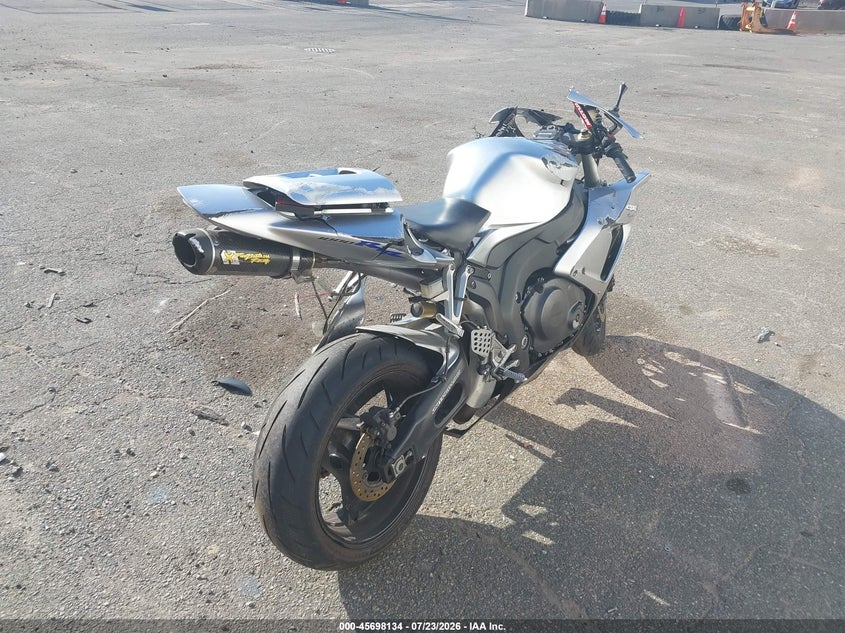 2007 HONDA CBR1000 auction photo 4