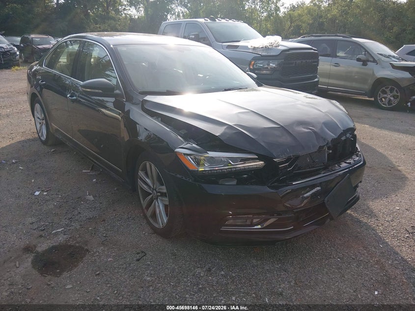 2017 VOLKSWAGEN PASSAT auction photo 1