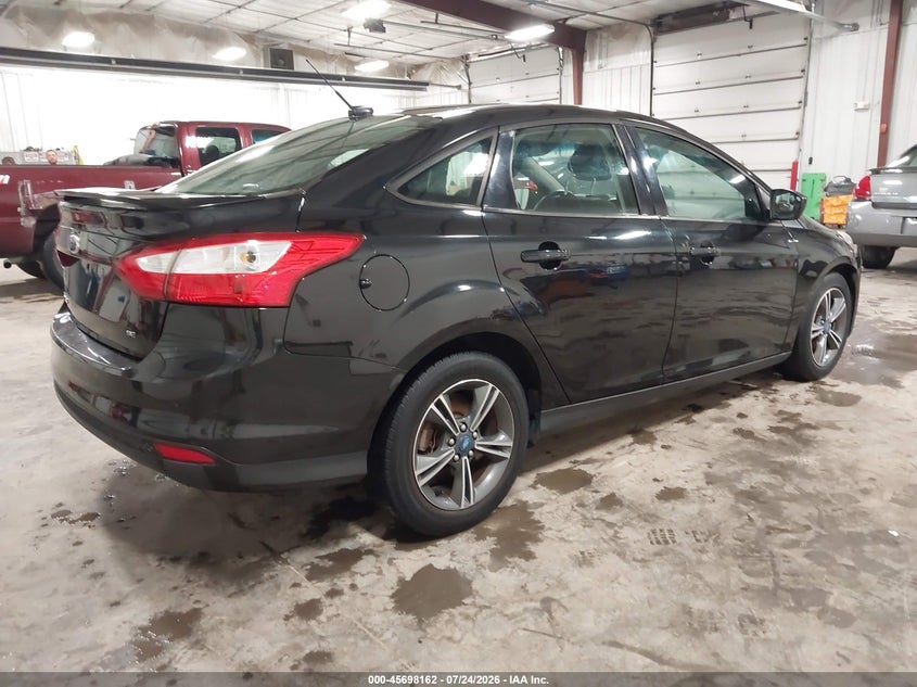 Vin: 1fahp3f23cl119100, lot: 46196790, ford focus se 20124
