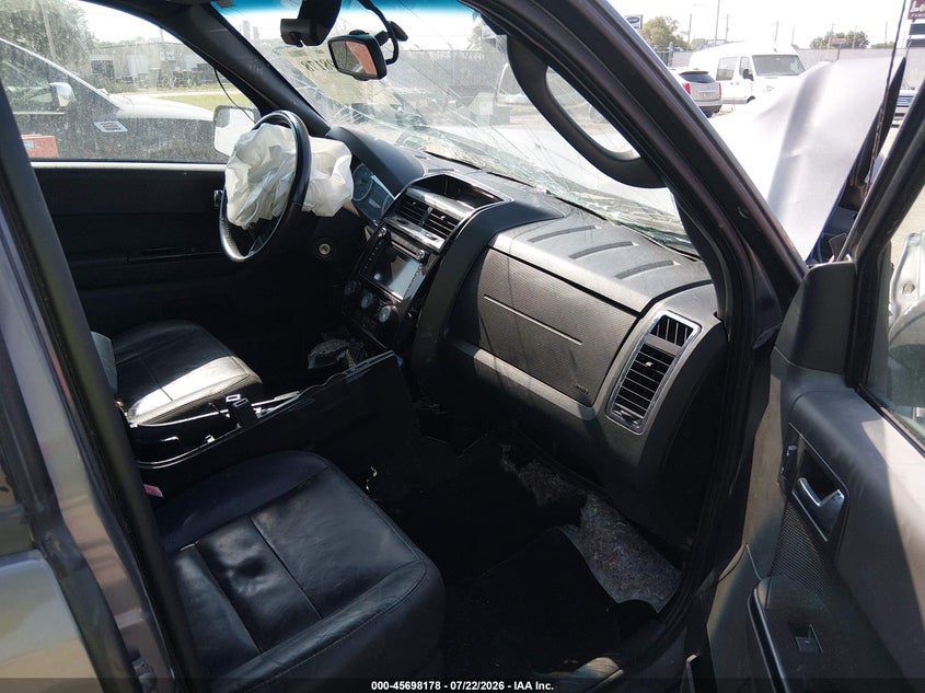 2012 FORD ESCAPE auction photo 5