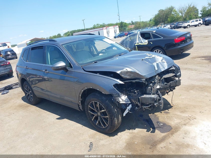 2019 VOLKSWAGEN TIGUAN auction photo 1