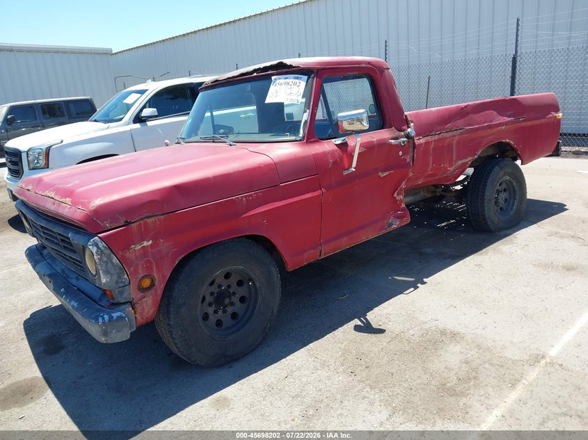 1970 Ford F250, Left Side, IAAI, VIN 000000F25YRH10539 — photo 2