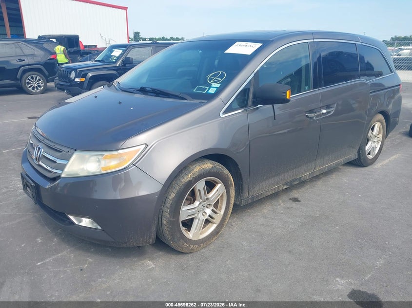 2011 Honda Odyssey, Правый бок, IAAI, VIN 5FNRL5H96BB092430 — фото 2