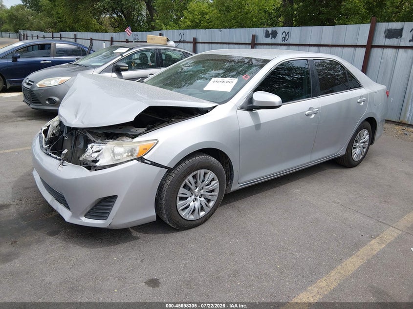 2014 TOYOTA CAMRY auction photo 2