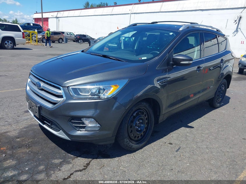 Vin: 1fmcu9j97hue48531, lot: 46196963, ford escape titanium 20172