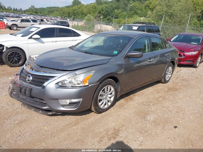 2015 NISSAN ALTIMA auction photo 2