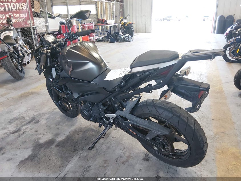 2023 KAWASAKI ER400 auction photo 3
