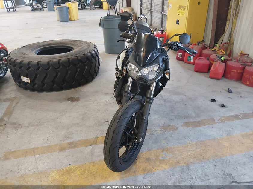 2023 KAWASAKI ER400 auction photo 5