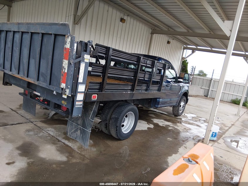 2018 FORD F-350 CHASSIS auction photo 4