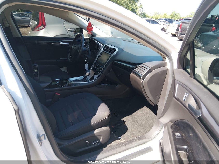2016 FORD FUSION auction photo 5