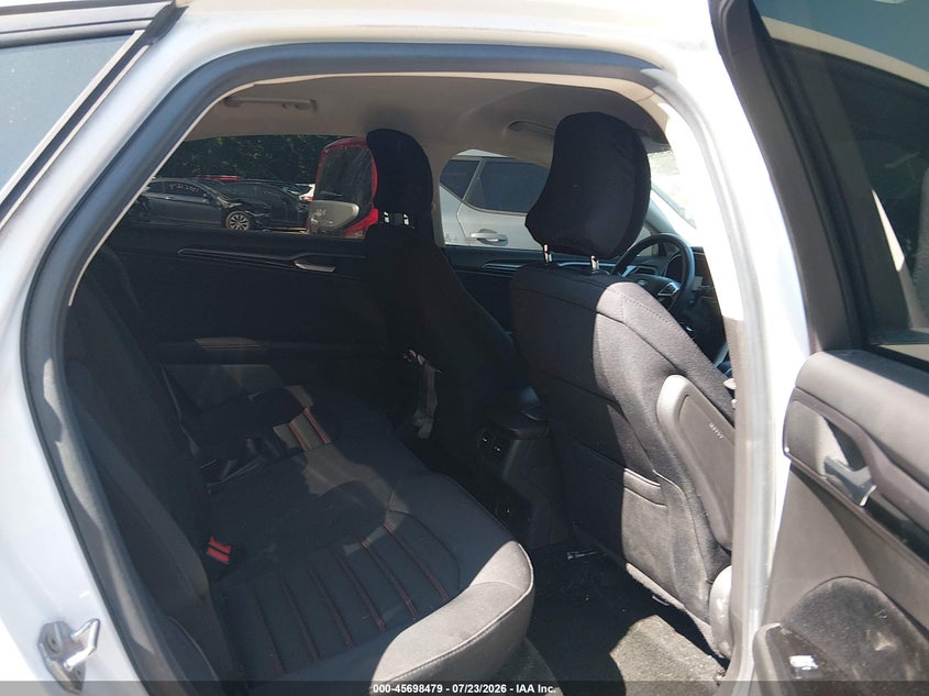 2016 FORD FUSION auction photo 8