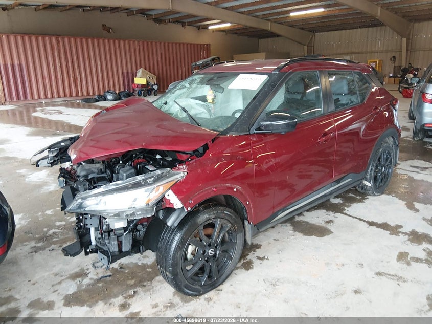 2022 NISSAN KICKS auction photo 2