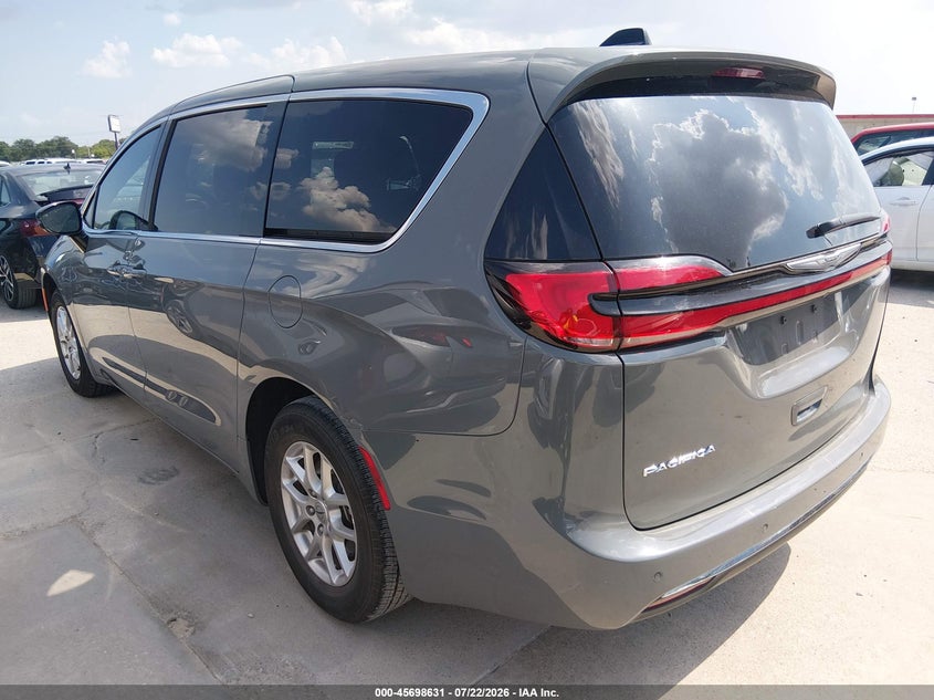 2025 CHRYSLER PACIFICA auction photo 3
