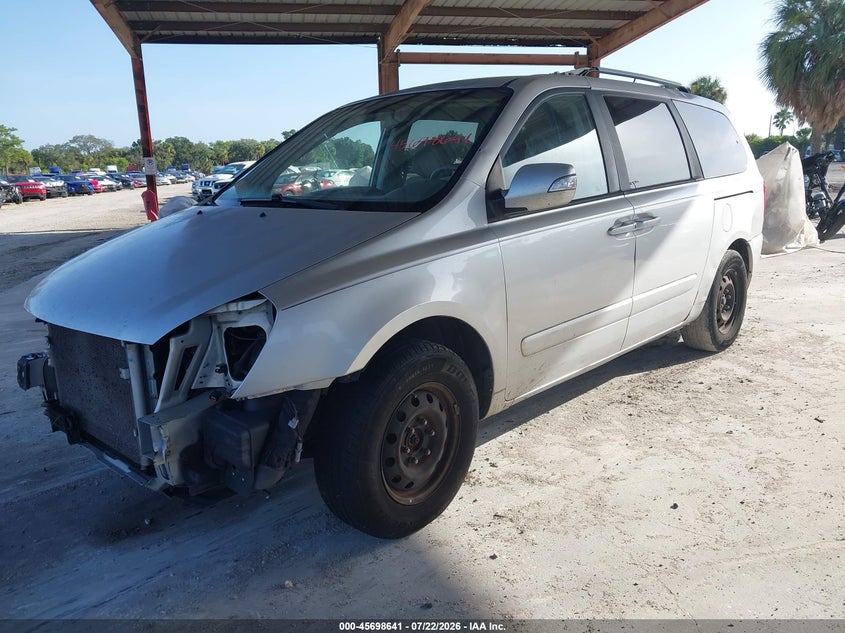 2012 KIA SEDONA auction photo 2