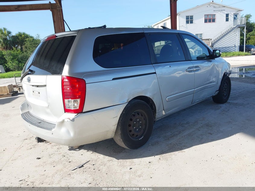 2012 KIA SEDONA auction photo 4