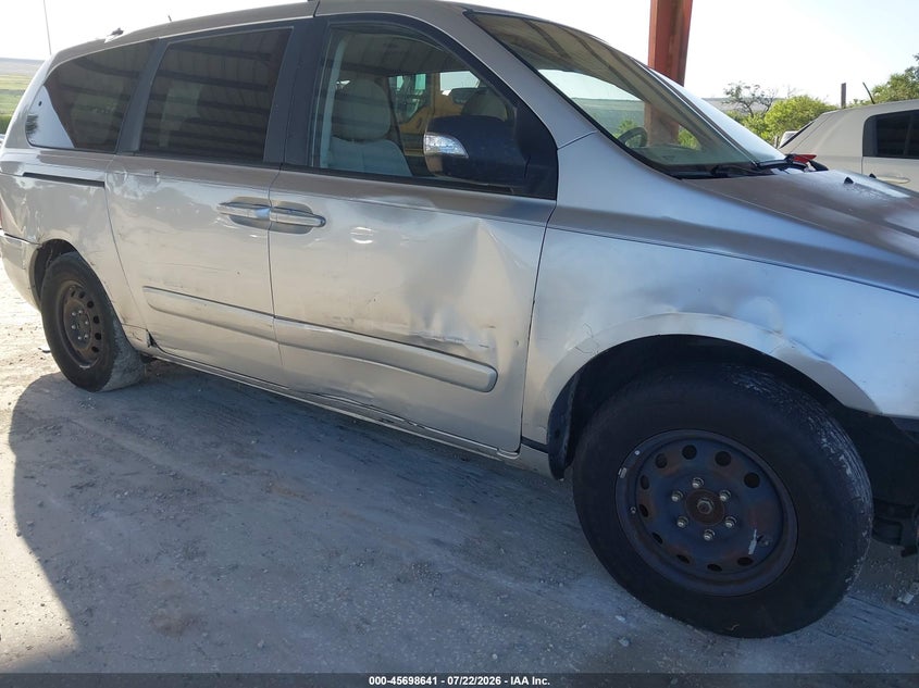 2012 KIA SEDONA auction photo 6