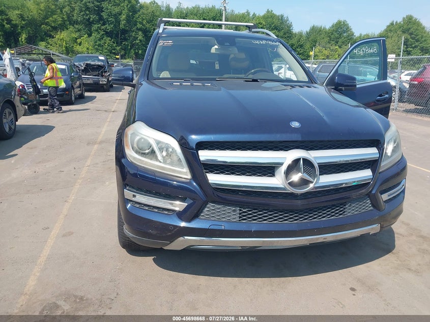 2013 MERCEDES-BENZ GL 450 auction photo 6