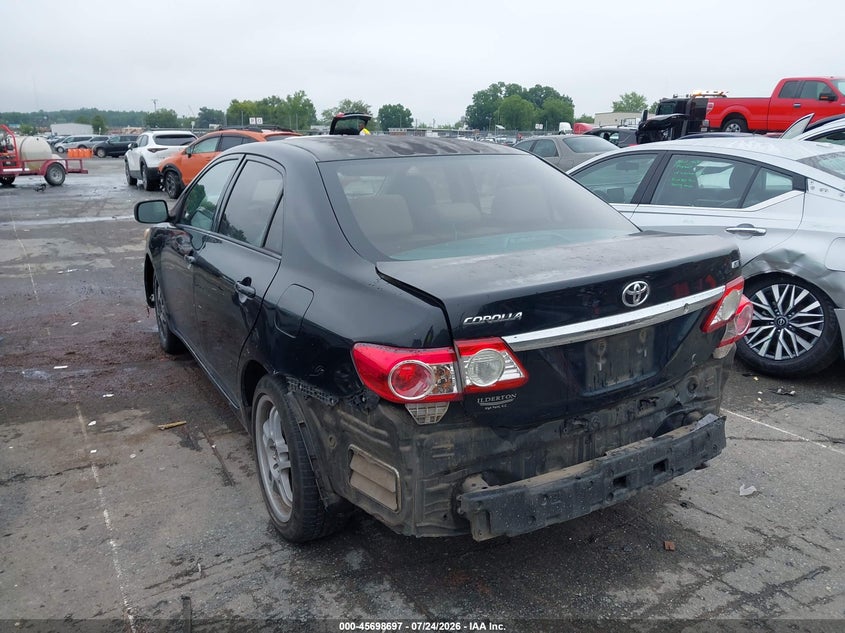 Vin: 2t1bu4ee3cc782412, lot: 46197326, toyota corolla le 20123