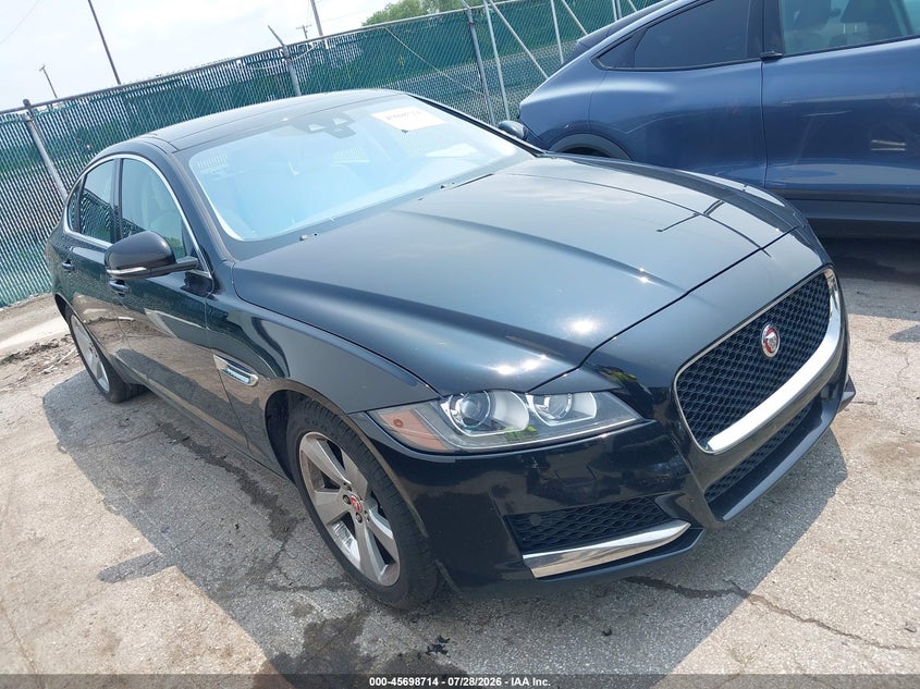 Vin: sajbs4fx6jcy54331, lot: 46197342, jaguar xf 25t 2018 img_1