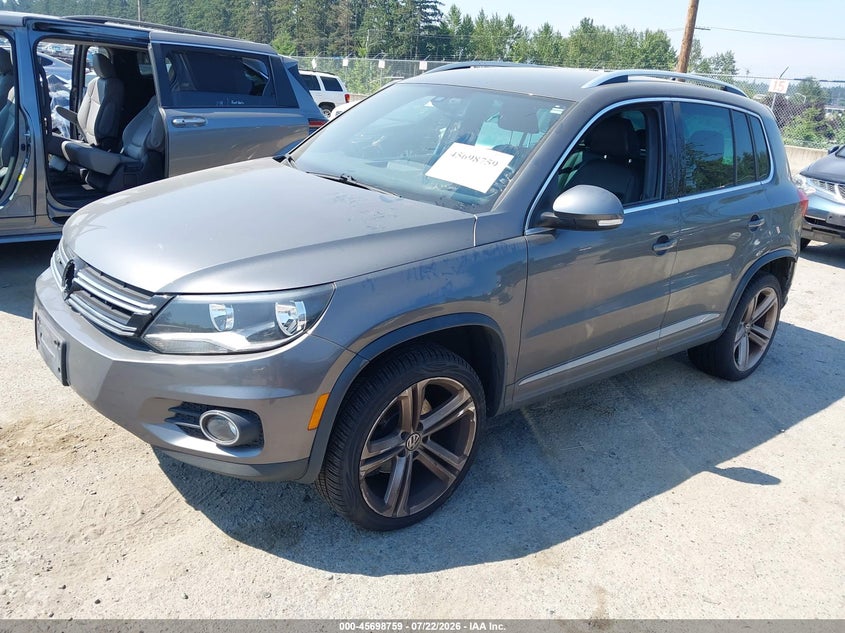 2016 VOLKSWAGEN TIGUAN auction photo 2
