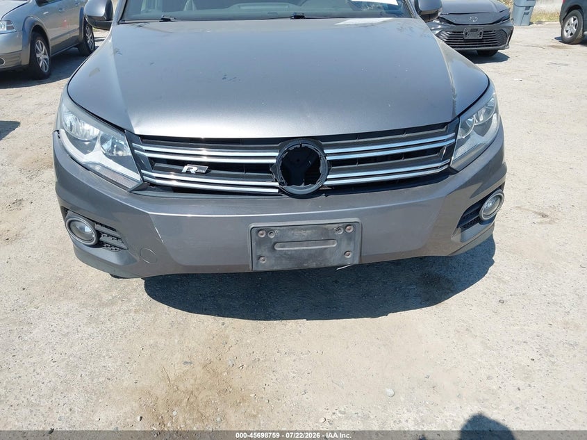 2016 VOLKSWAGEN TIGUAN auction photo 6