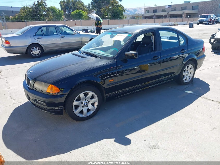 2001 BMW 325I auction photo 2