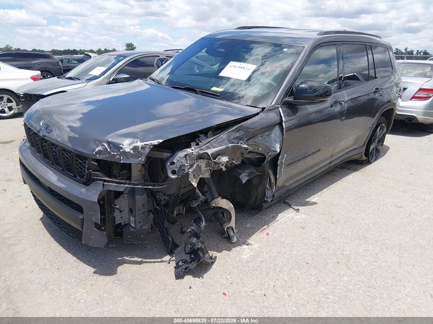 2023 JEEP GRAND CHEROKEE L auction photo 2