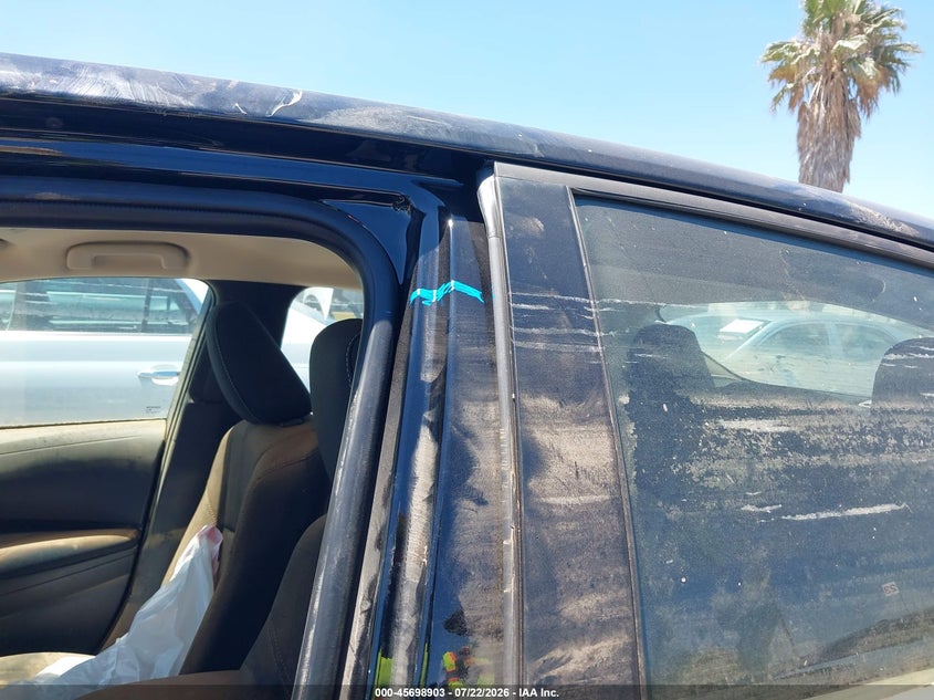 2025 TOYOTA COROLLA auction photo 6