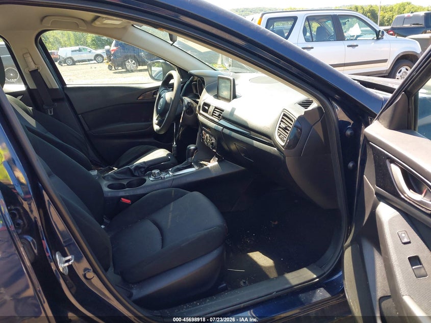 2015 MAZDA MAZDA3 auction photo 5