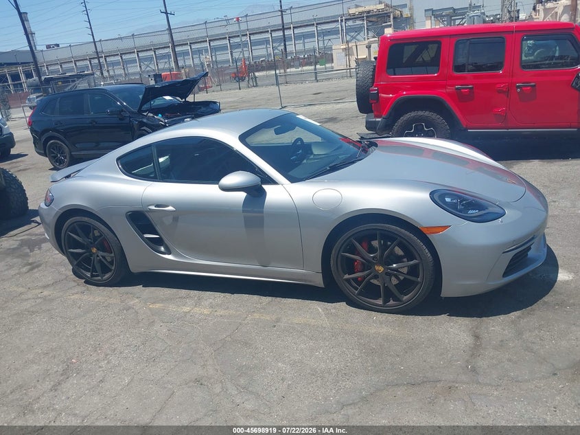 PORSCHE 718 CAYMAN - zdjęcie 14