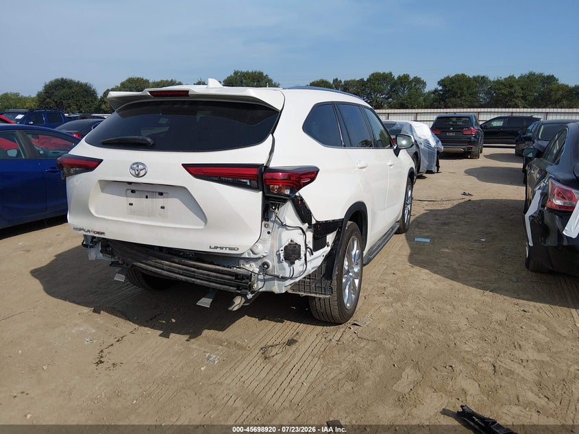 2020 TOYOTA HIGHLANDER auction photo 4