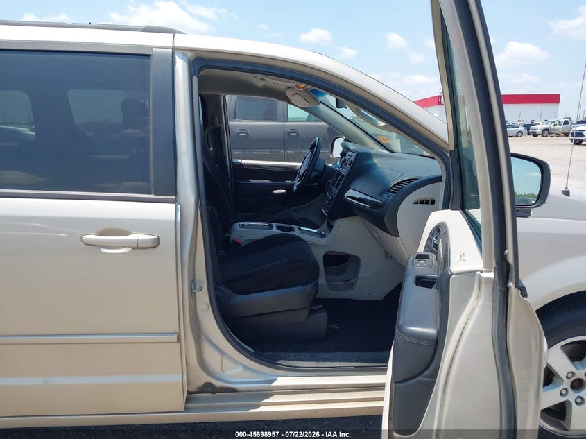 2013 DODGE GRAND CARAVAN auction photo 5