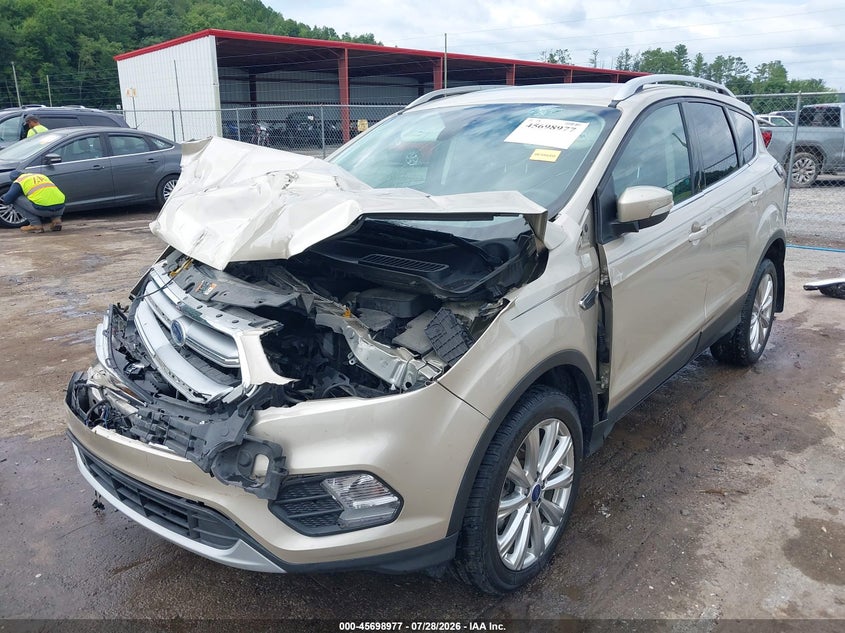 Vin: 1fmcu9j90hub13756, lot: 46197605, ford escape titanium 20172