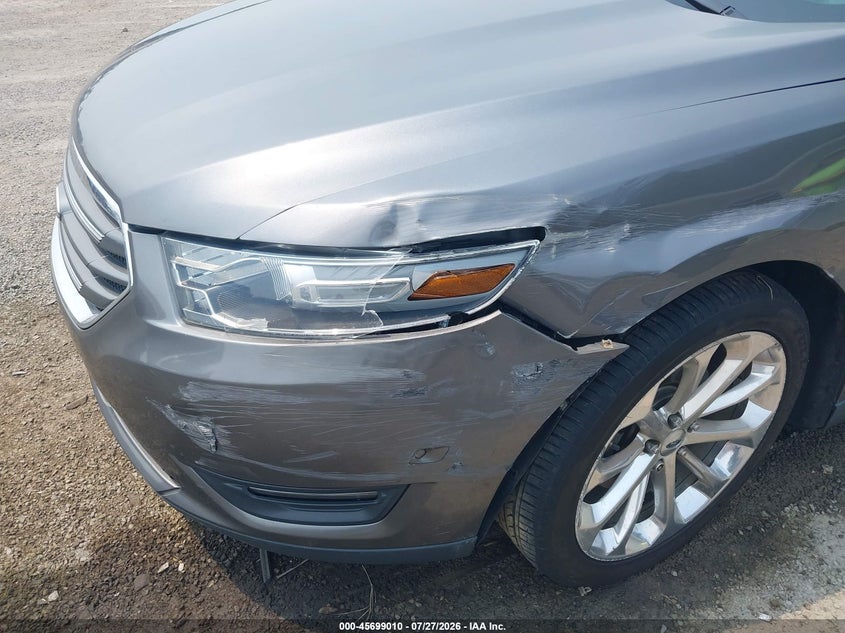 2013 FORD TAURUS auction photo 6