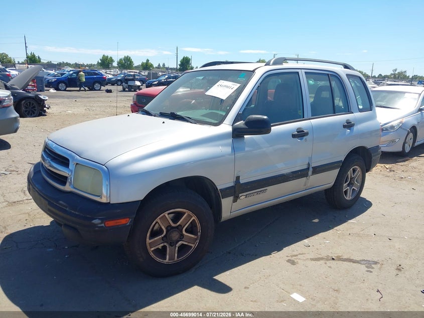2003 Chevrolet Tracker Hard Top Base VIN: 2CNBE13C836951690 Lot: 45699014