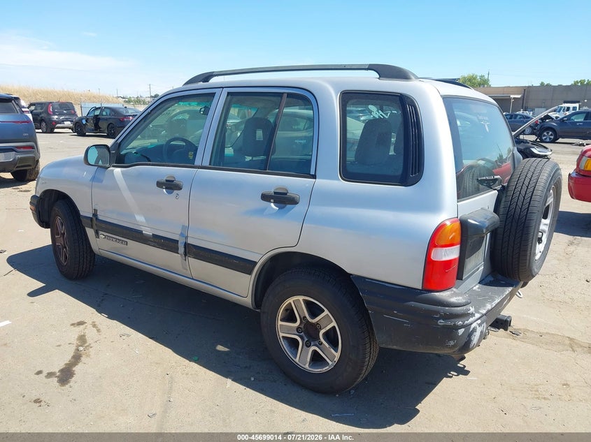 2003 CHEVROLET TRACKER auction photo 3
