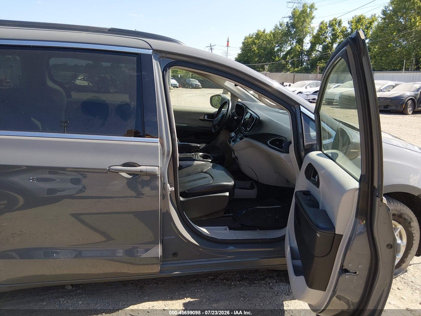 CHRYSLER PACIFICA - zdjęcie 5