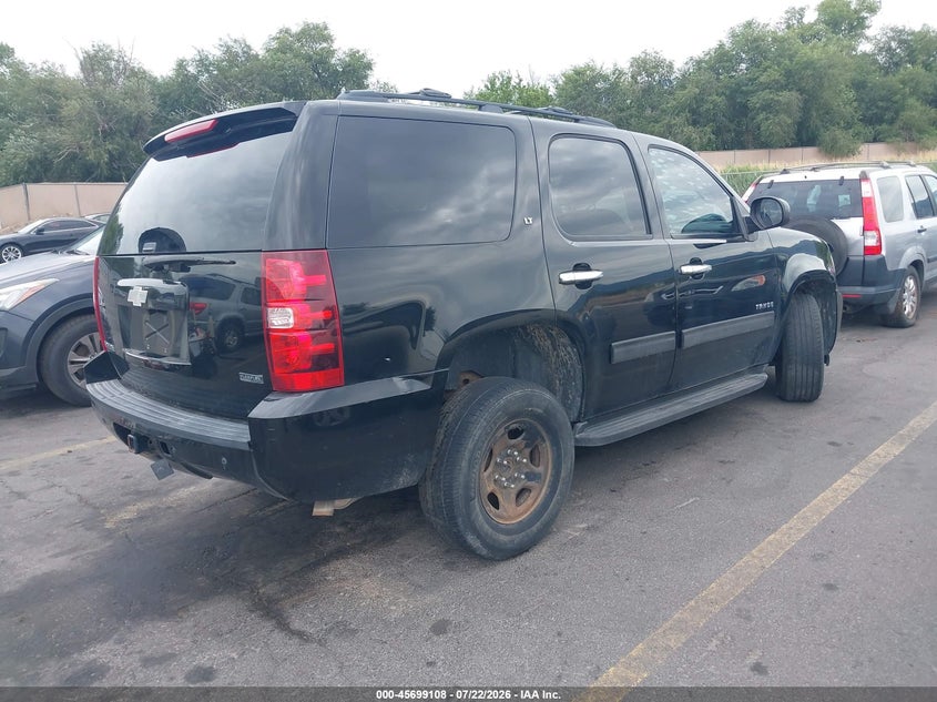 2011 CHEVROLET TAHOE auction photo 4
