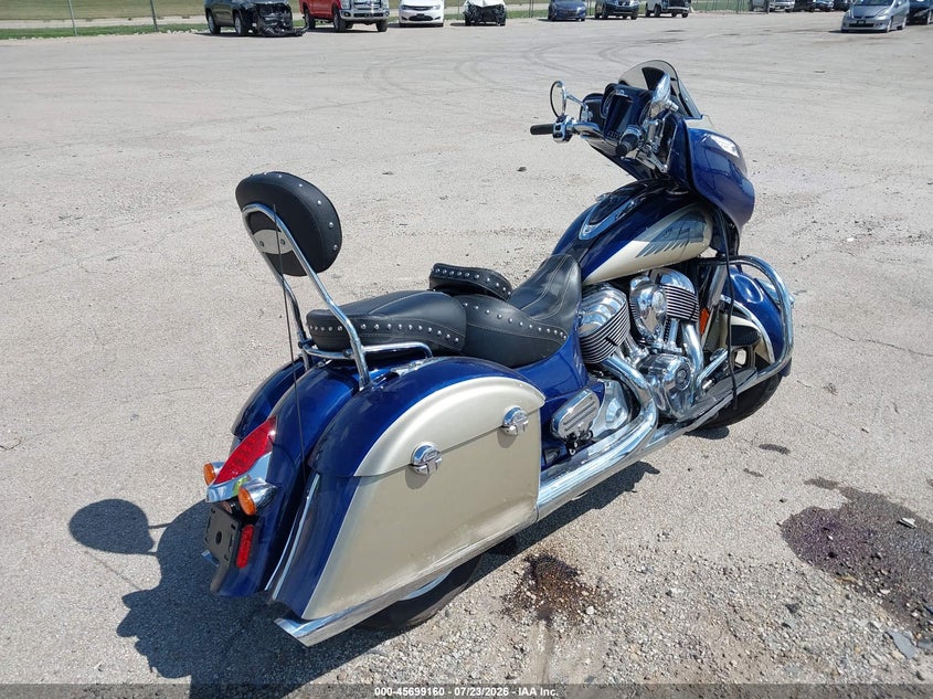 2019 INDIAN MOTORCYCLE CO. CHIEFTAIN auction photo 4