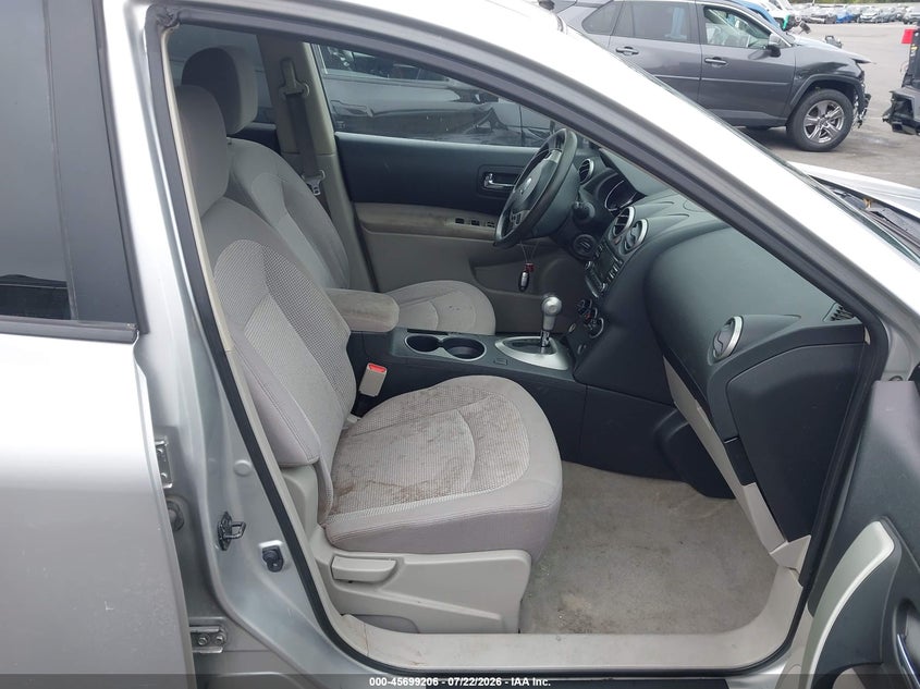 2013 NISSAN ROGUE auction photo 5